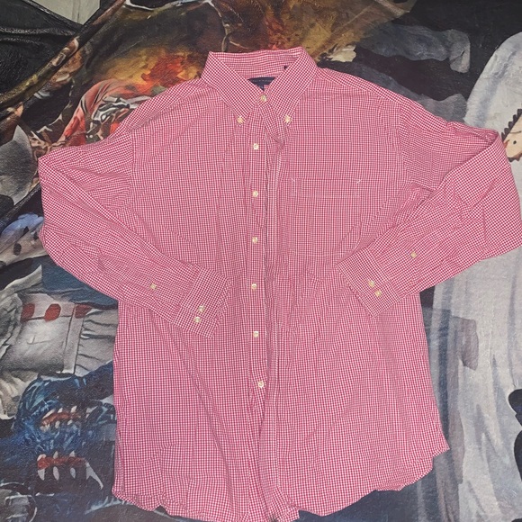 Tommy Hilfiger button up - Picture 3 of 3